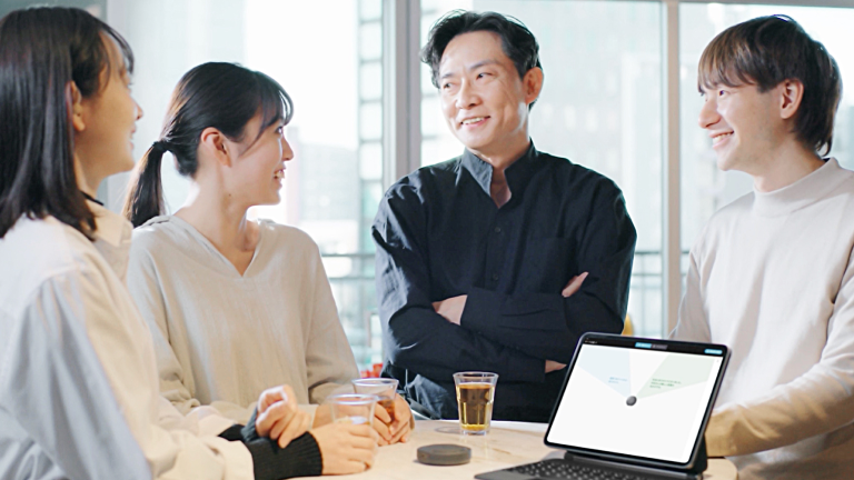 会話の流れがつかみやすい同時の発話表示に対応